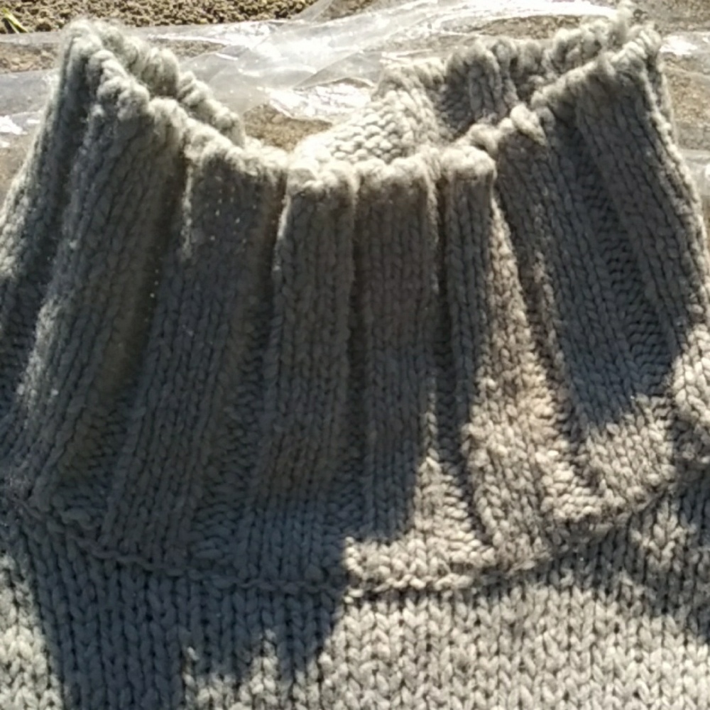 Vintage💕Echo 💕Sweater 💕 - Picture 4 of 8